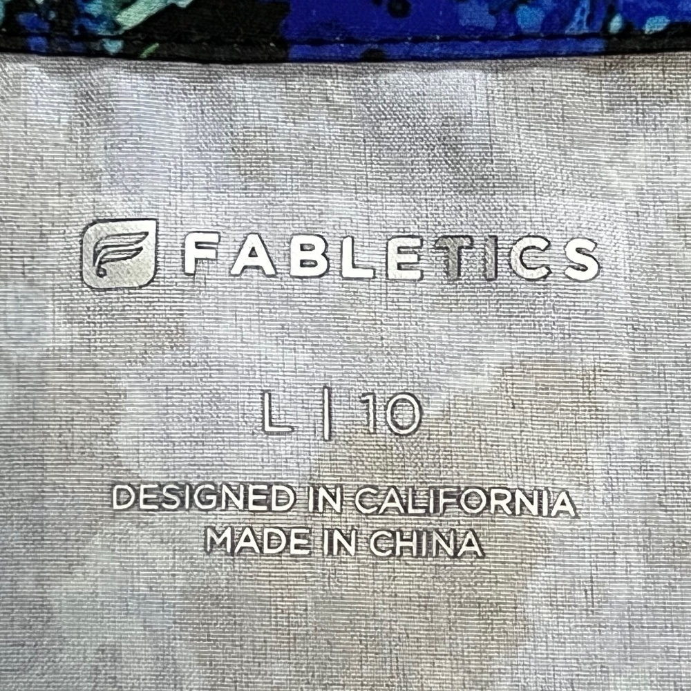 Fabletics Light Weight Jacket - Picture 11 of 11